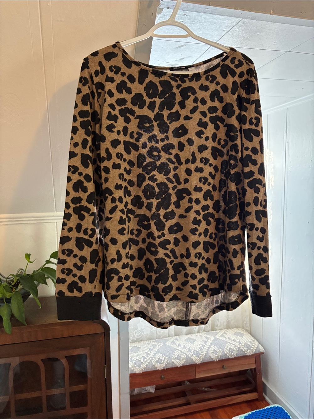 Pink Clover Leopard Print Long Sleeve Top - Brown & Black
